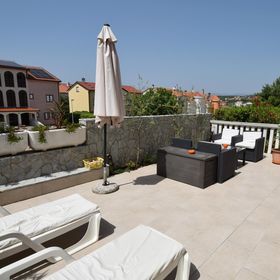 Apartmanok Parkolóhellyel Malinska, Krk - 22737 Malinska