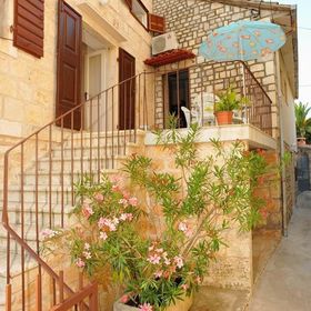 Apartmanok A Tenger Mellett Sutivan, Brac - 22771 Sutivan