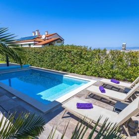 Apartmanok Családok Részére Medencével Njivice, Krk - 22805 Njivice