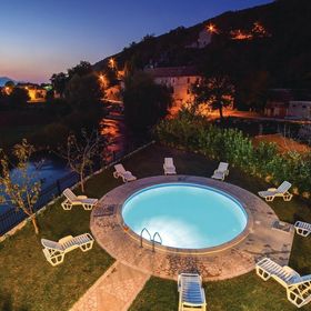 Ház Családok Részére Medencével Grab, Zagora - 22830 Grab