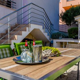 Apartment Vesna Okrug Gornji