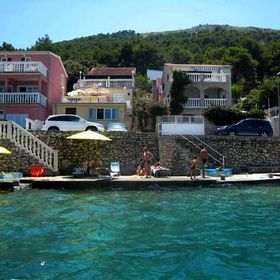 Apartment Seafront Grebastica