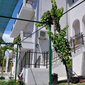 Apartments Maja Lopar