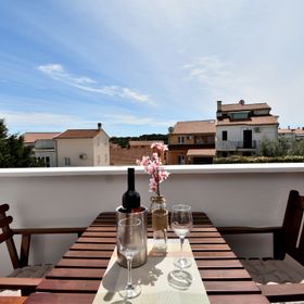 Apartment Honey Bee Pula