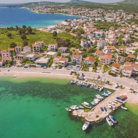 Apartments Apartments Mikulić Rogoznica