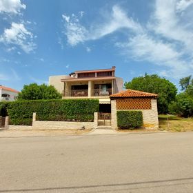 Apartments Ilija Jadranovo