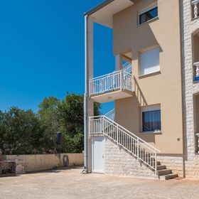 Apartments Ljubica Rogoznica II