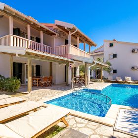 Apartments Mihaela Palit