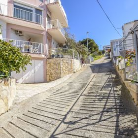 Apartments Aldo Primosten