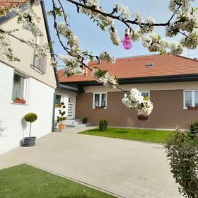 Cseresznyefa Vendégház Dorog