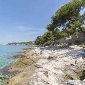 Apartments Murter Jurjako