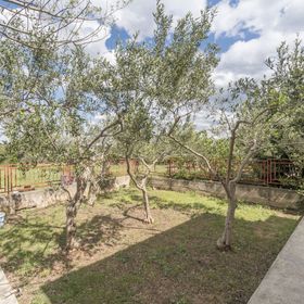 Apartments Murter Jurjako