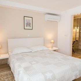 Villa Helvetia Târgu Mureș