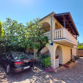 Apartments Baburic Pinezici