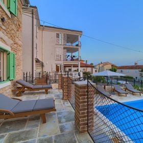 Villa Stone Queen Malinska