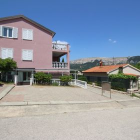 Apartments Lovinčić Baska