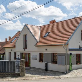 4CatsShelter Apartman Cák