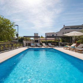 Apartment Residence Mala 2 s bazenom i whirlpool-om Funtana