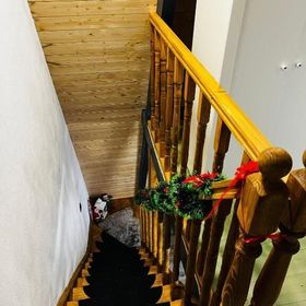 Cabana A Frame Ariana Avrig