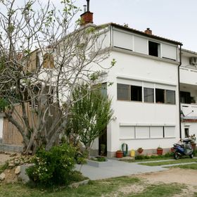 Apartments and Room Gilda Baska