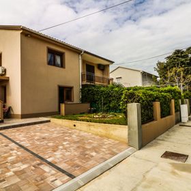 Apartments Magla Baska