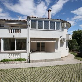 Apartments Katarina Baska