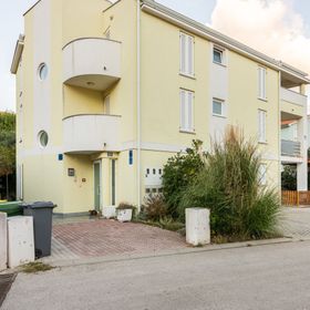 Apartments Mimoza i Lovorka Baska