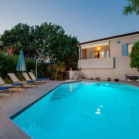 Villa Lidija s bazenom Porec