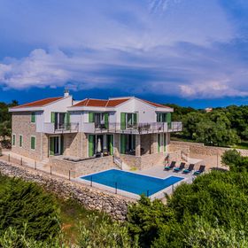 Villa Bramasole Lun II