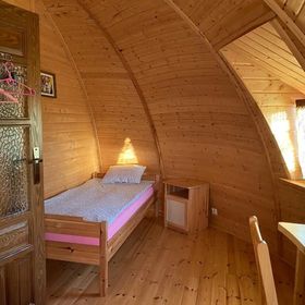 Drewniane Ławki / Oaza Ławki Ryn