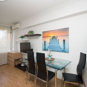 989 - Zamárdiban közvetlen vízparti apartman kiadó BEACH