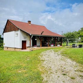 Őrségi Szajkó Vendégház Kondorfa