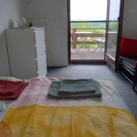 Sziklakert Kisvendégház Zalahaláp