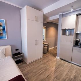 KATTY Lux Studio Mamaia