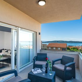 Apartman Kaštel Gomilica - CSC609