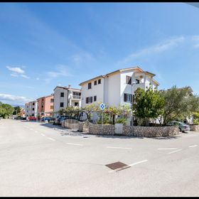 Apartment Azalea Baška