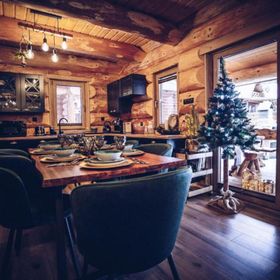 BRATNIA BYSTRE - Domy z bala z jacuzzi i sauna Baligród