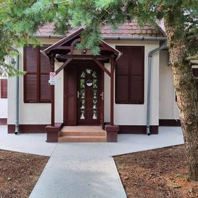 KONTI KLUB Vendégház Tiszaörs - Fürdő