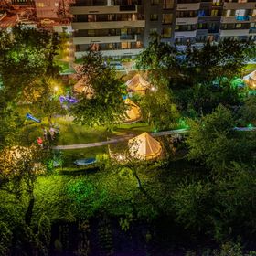 Dragonfly Gardens - Urban Glamping Brașov