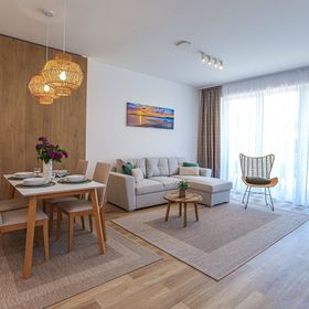 Platán Holiday Apartman Balatonboglár