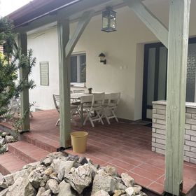 Lipót-Cottage Vendégház Lipót