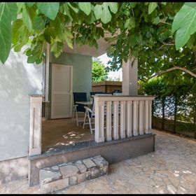 Apartment Lena Baška