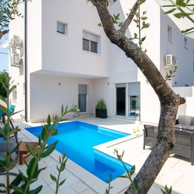 Apartman Kristina Vir