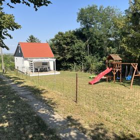 Bazsarózsa Kuckó Pécsvárad