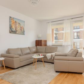 Obrońców Tobruku 25/168