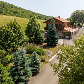 Bibe Vendégház Mónosbél