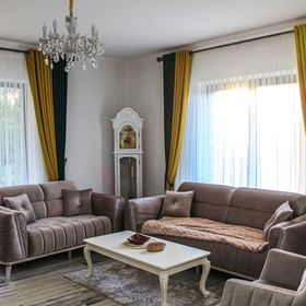 Casa de oaspeți Home by YLY Solca