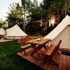 Pole Glampingowe Czyli Chill Nisko