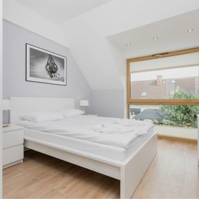 Dom Posejdon 12B-Prawa Połowa