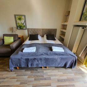 Świętokrzyska 32/140